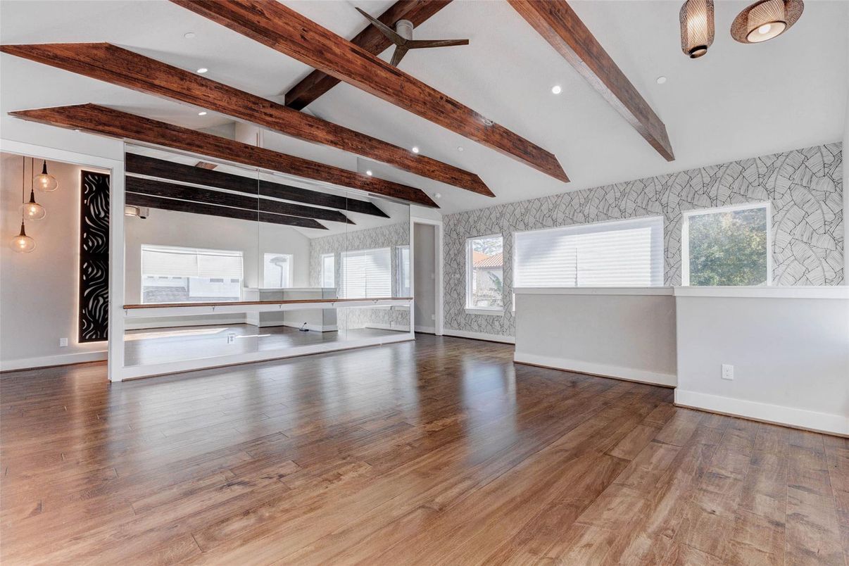 Empty room, Interior, Pendant Lights, Recessed Lighting, Wooden Beams, Wood Texture Flooring