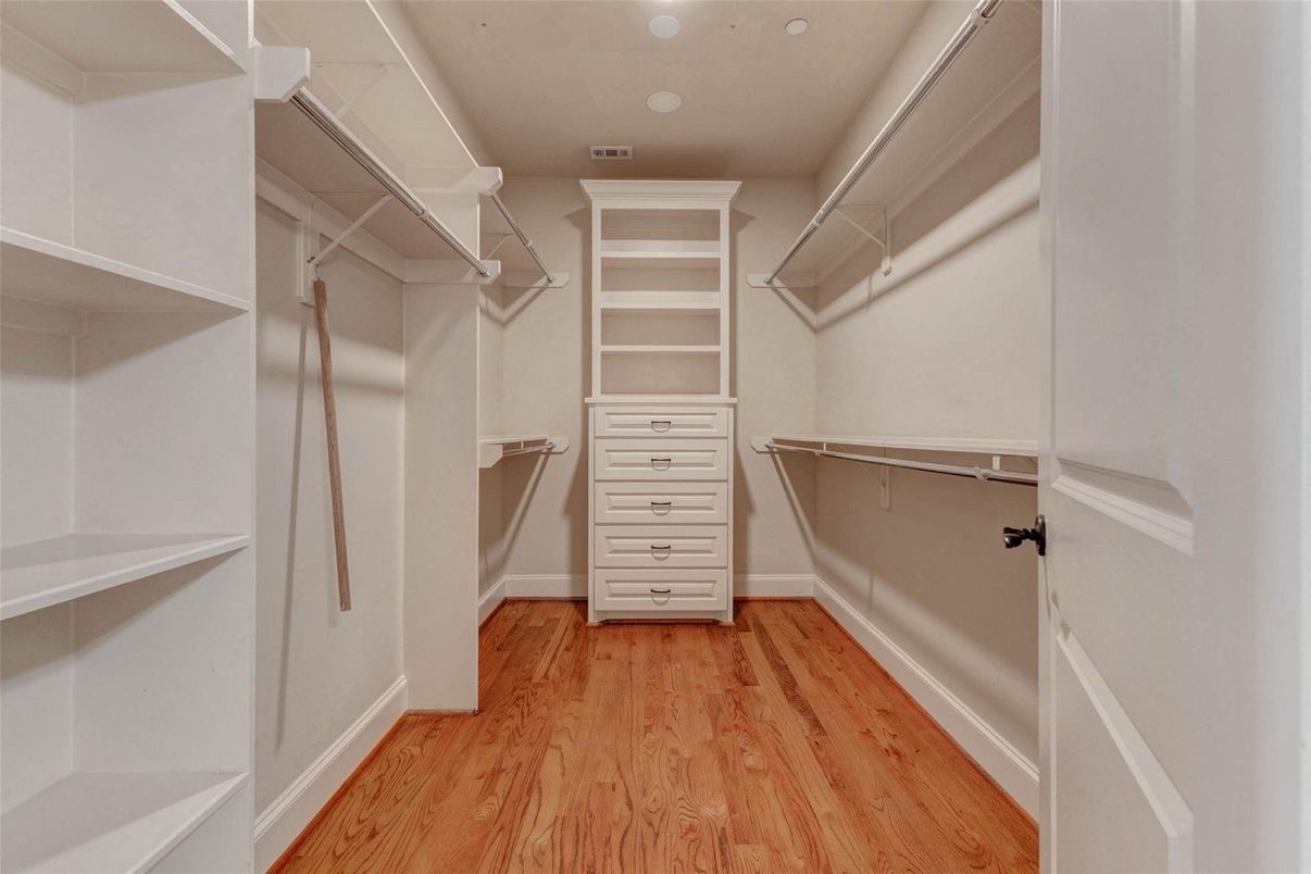 Interior, Recessed Lighting, Walk-in Closets, Wood Texture Flooring