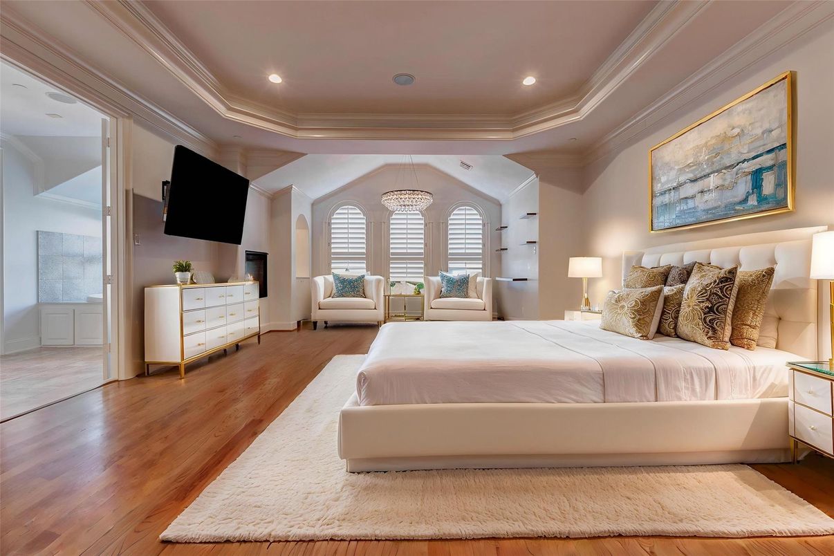 Bedroom, Interior, Recessed Lighting, Wood Texture Flooring