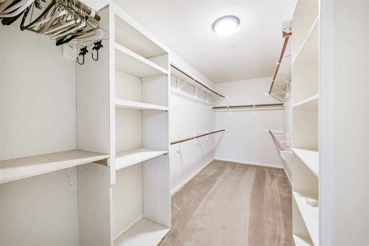 Interior, Walk-in Closets