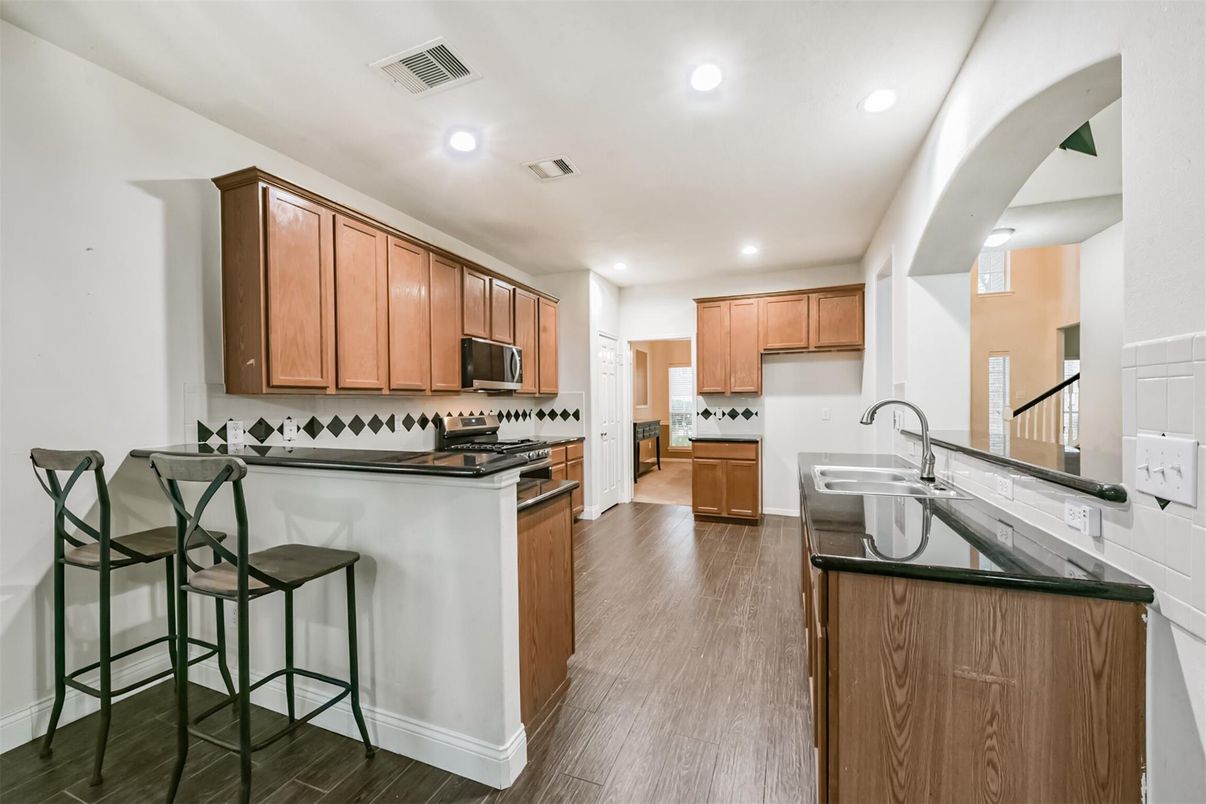 Interior, Kitchen, Recessed Lighting, Wood Texture Flooring