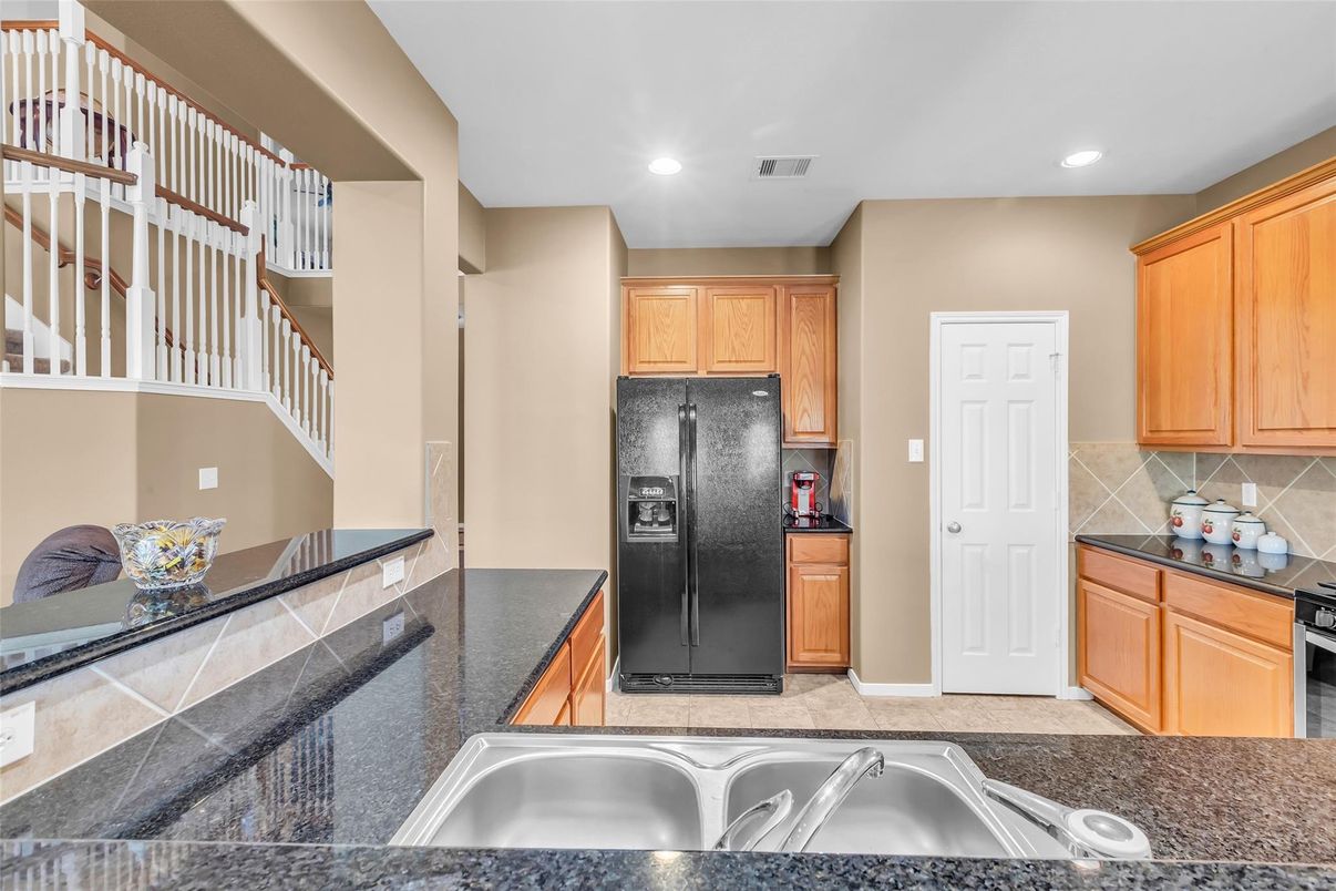 DE Listing image placeholder