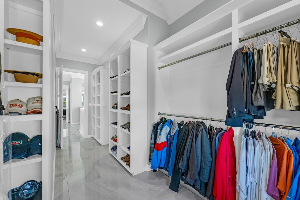Interior, Recessed Lighting, Walk-in Closets