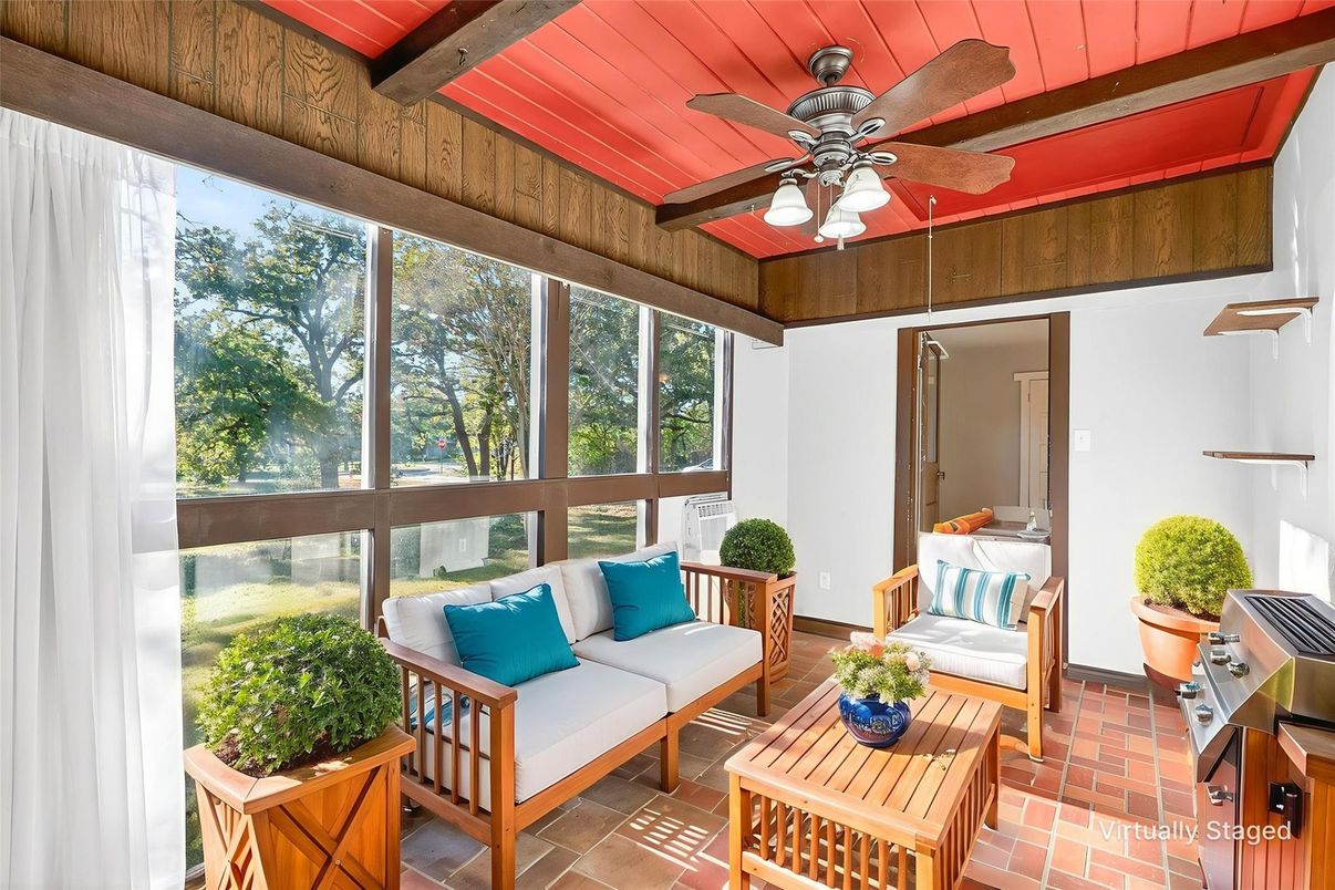 Interior, Living room, Sun Room, Wooden Beams