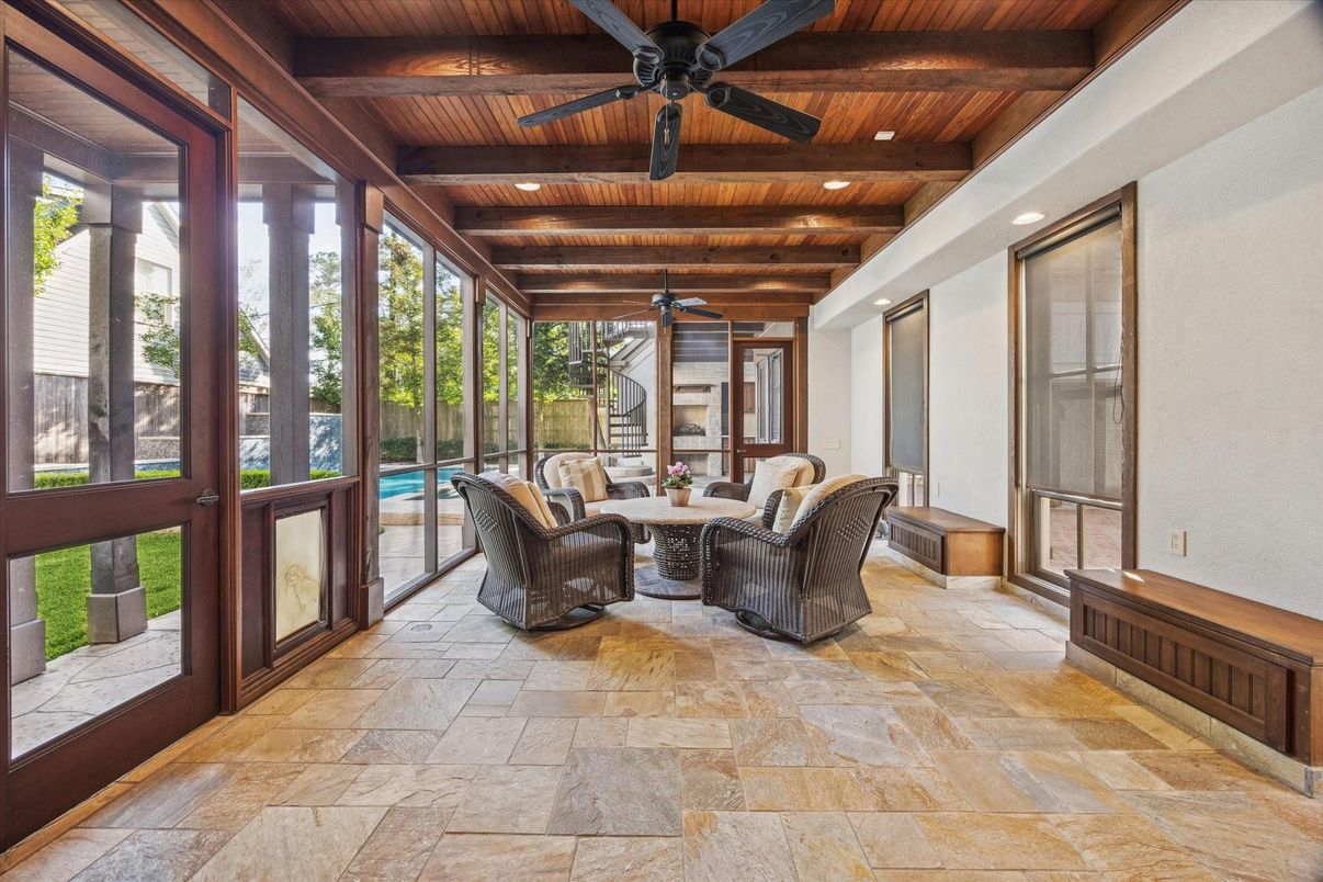 Interior, Living room, Recessed Lighting, Sun Room, Wooden Beams, Wooden Ceilings