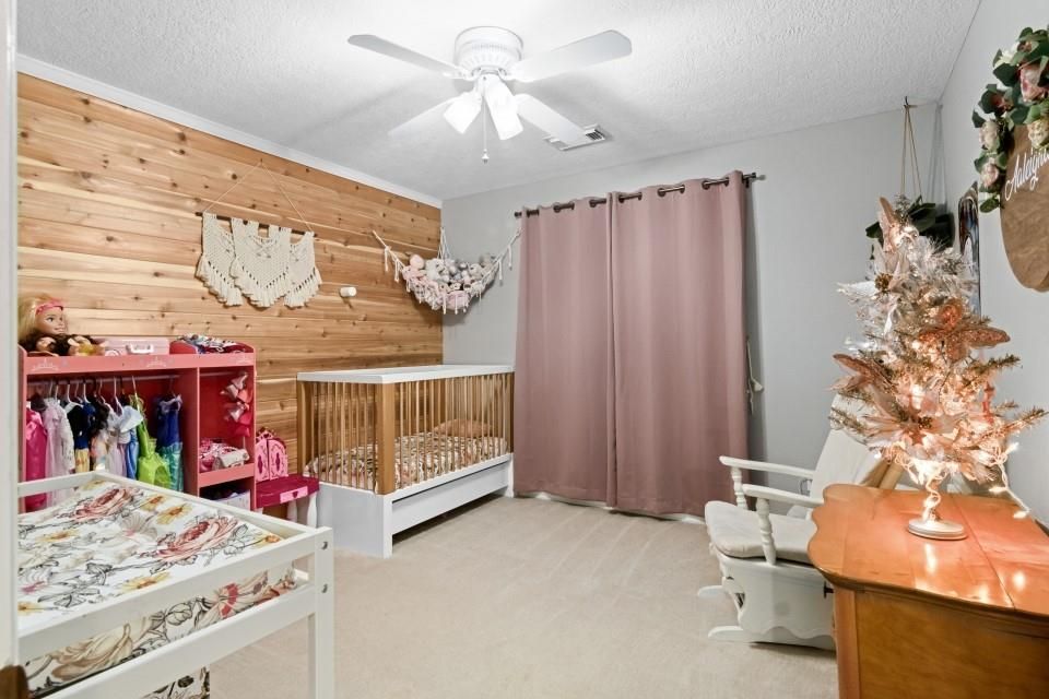 Interior, Wooden Walls