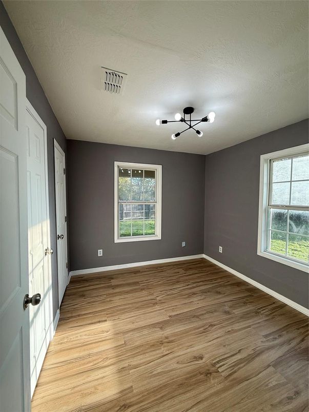 Empty room, Interior, Pendant Lights, Wood Texture Flooring
