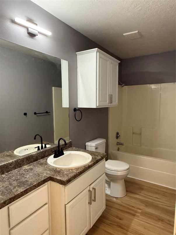 Bathroom, Dual Sink Vanities, Interior, Wood Texture Flooring