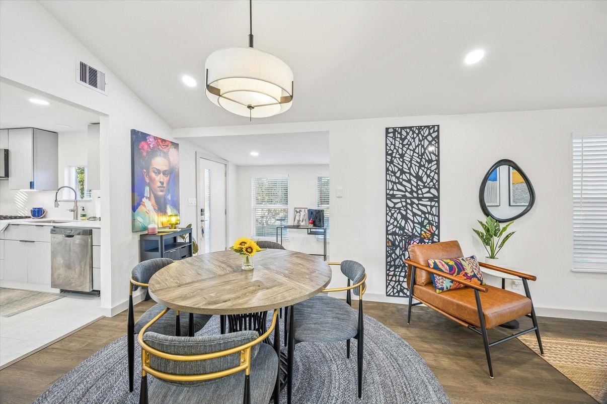Dining room, Interior, Kitchen, Pendant Lights, Recessed Lighting, Wood Texture Flooring