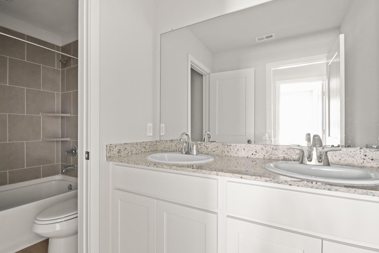 Bathroom, Dual Sink Vanities, Interior