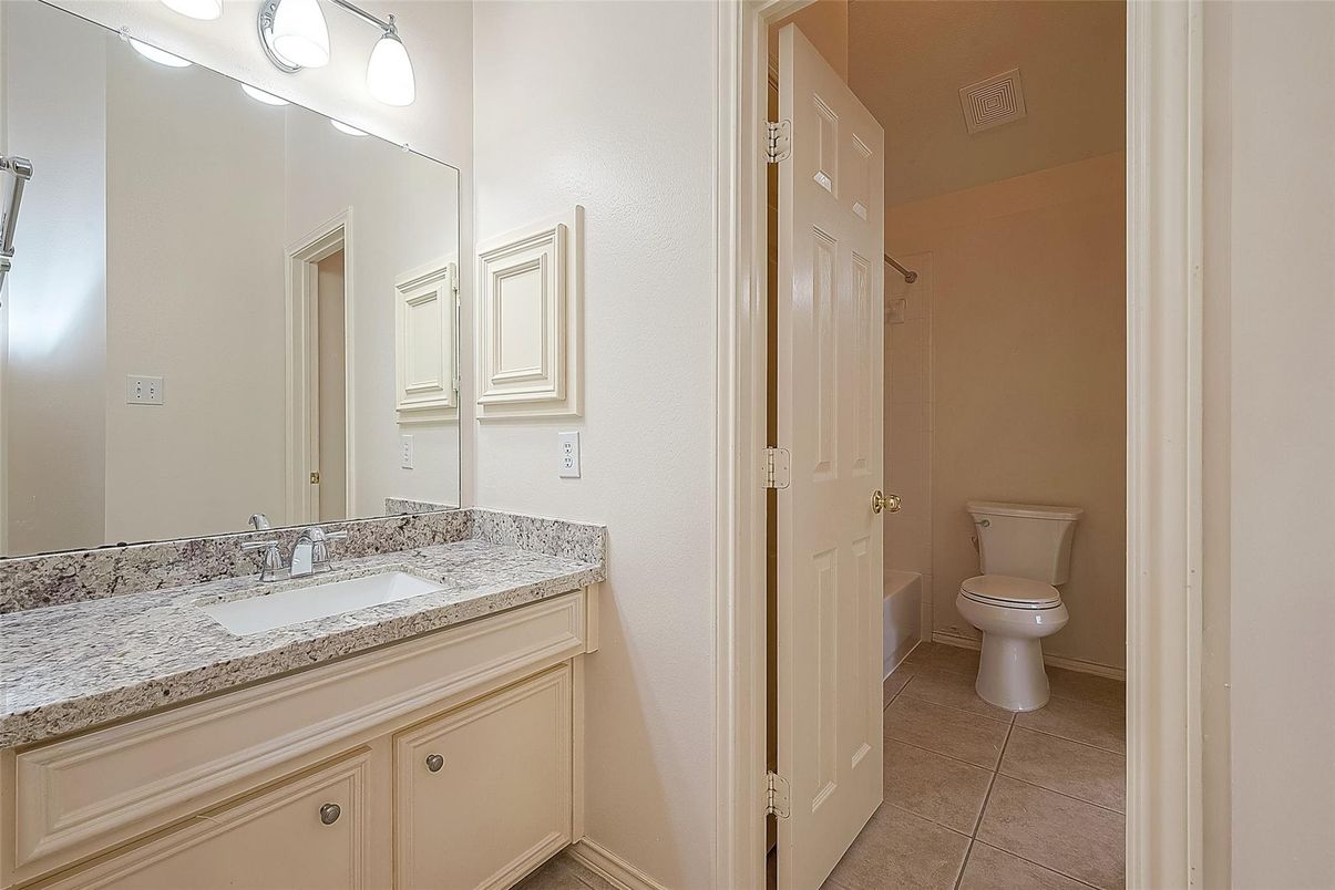 Bathroom, Interior