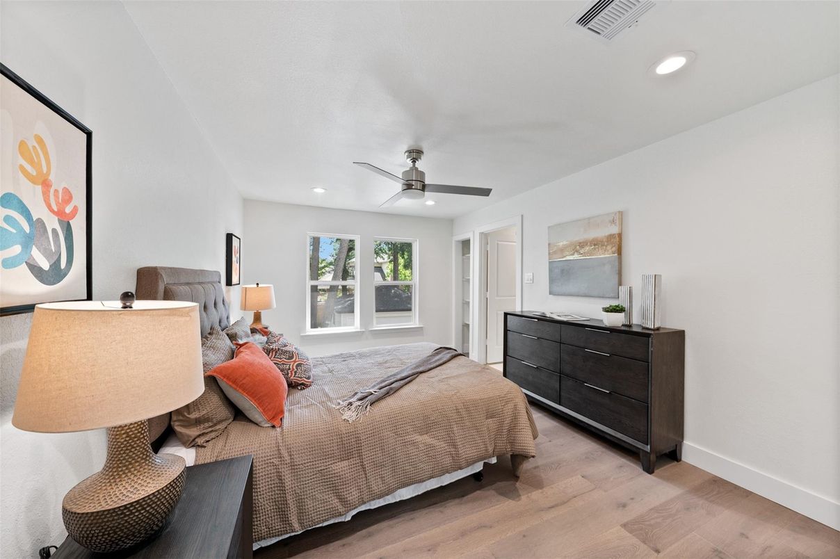 Bedroom, Interior, Recessed Lighting, Wood Texture Flooring