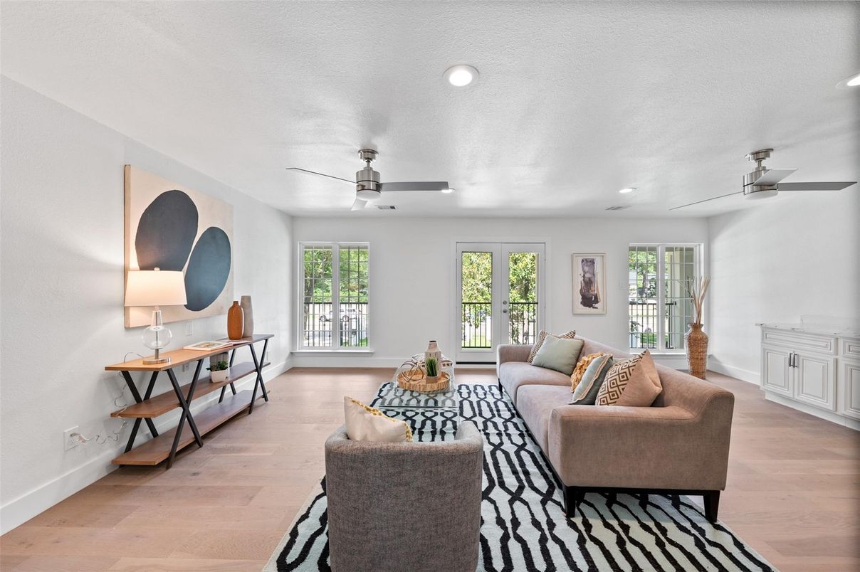 Interior, Living room, Recessed Lighting, Wood Texture Flooring