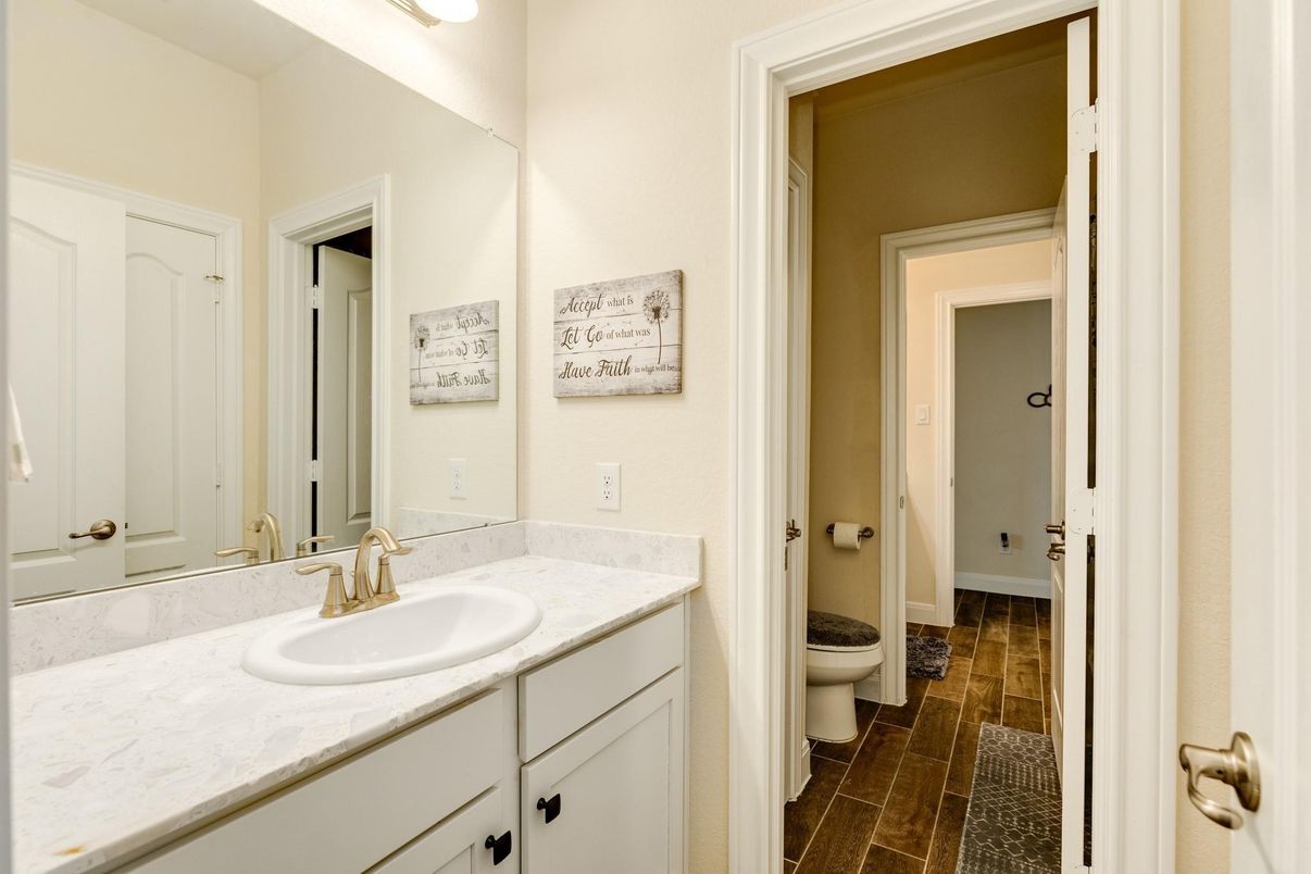 Bathroom, Dual Sink Vanities, Interior, Wood Texture Flooring