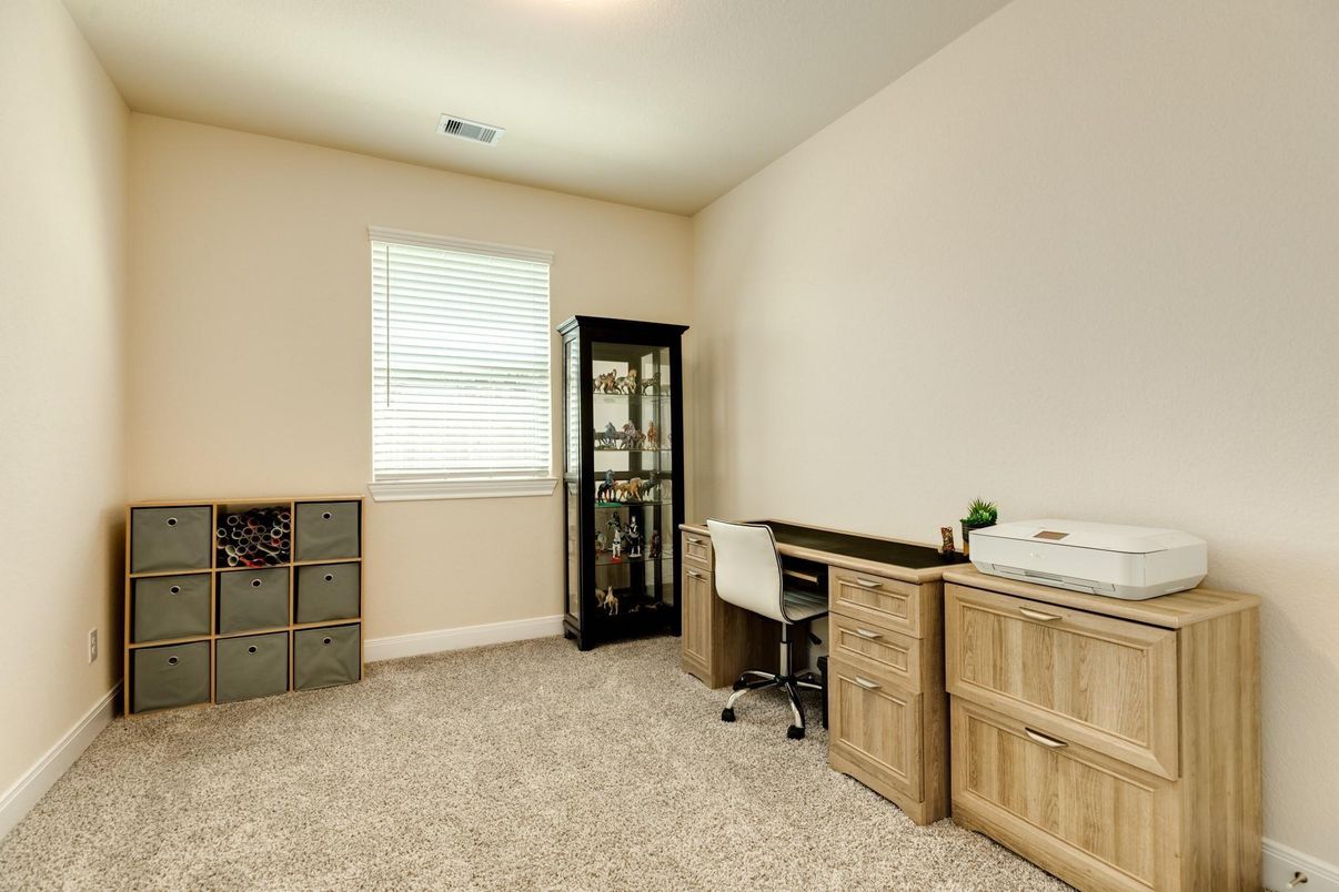 Home Office, Interior