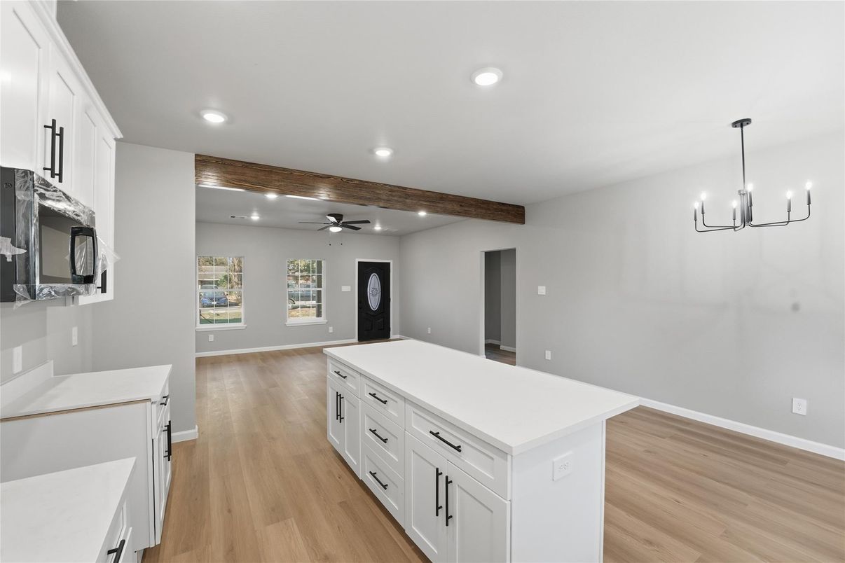 Empty room, Interior, Recessed Lighting, Wooden Beams, Wood Texture Flooring