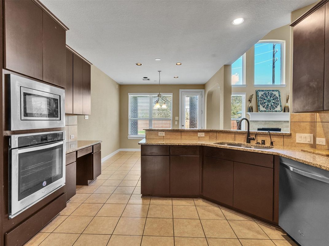 Interior, Kitchen, Pendant Lights, Recessed Lighting