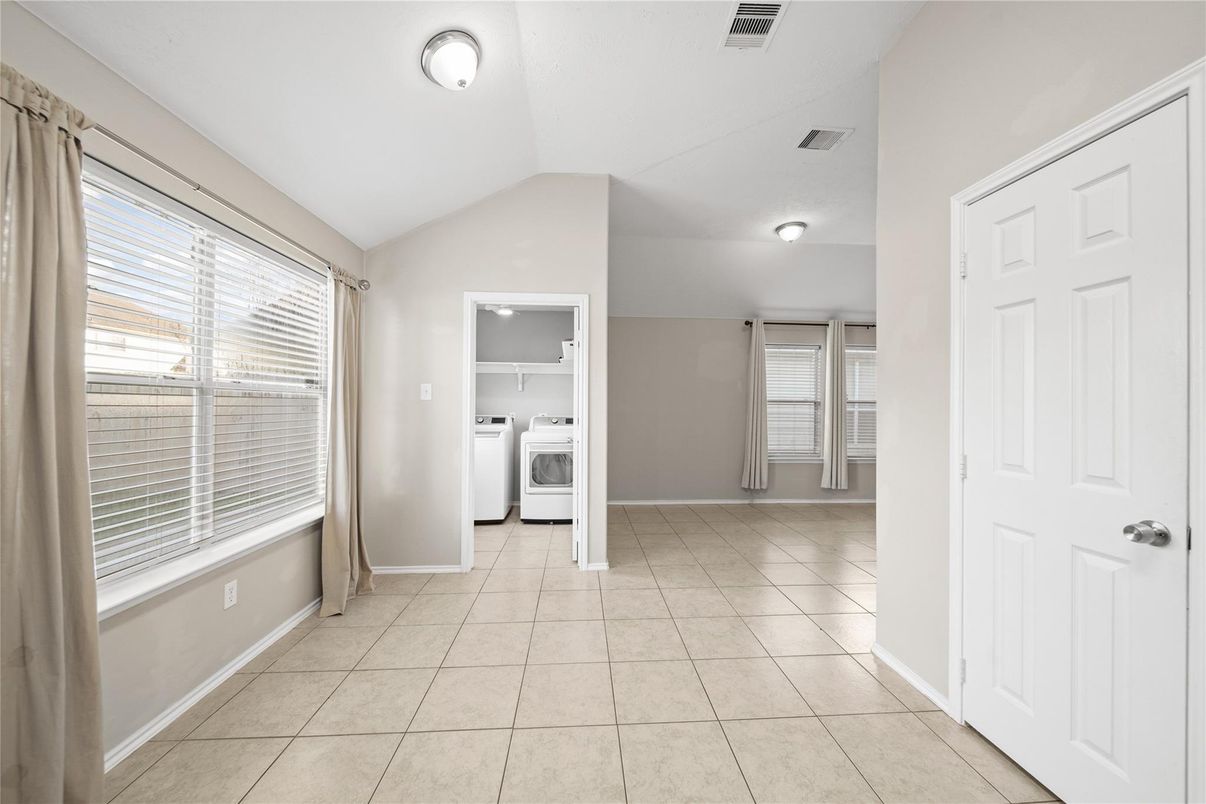 Interior, Utility Closets, Washer