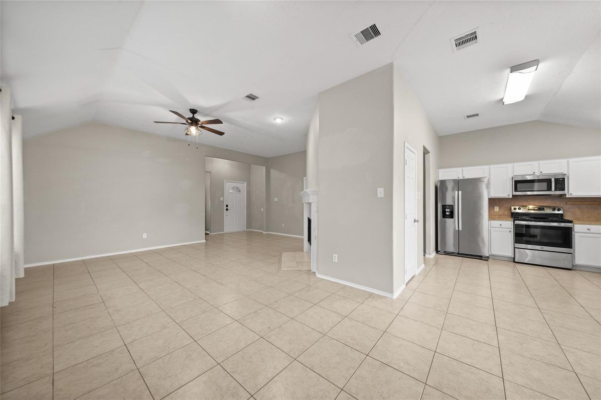 Empty room, Interior, Kitchen, Recessed Lighting, Stainless Steel Appliances