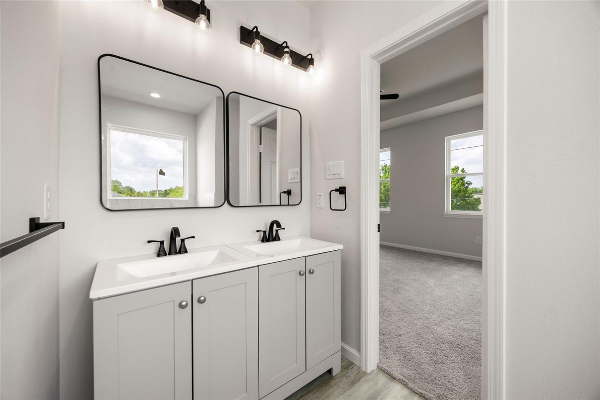 Bathroom, Dual Sink Vanities, Interior, Wood Texture Flooring