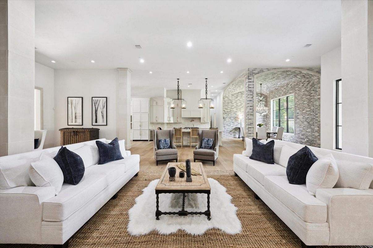 Interior, Kitchen, Living room, Pendant Lights, Recessed Lighting, Wood Texture Flooring