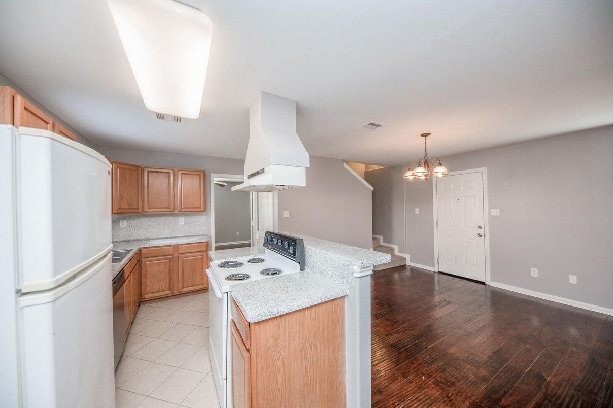 Chandelier, Interior, Kitchen, Pendant Lights, Wood Texture Flooring