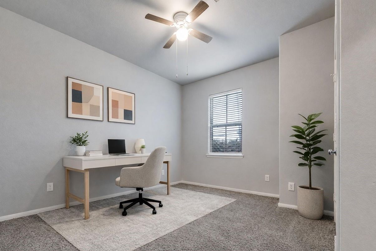 Home Office, Interior