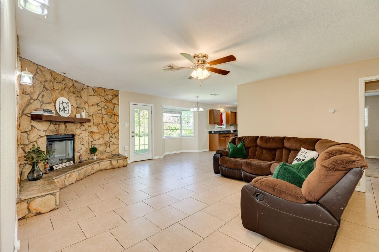 Fireplace, Interior, Living room, Pendant Lights, Stone Walls