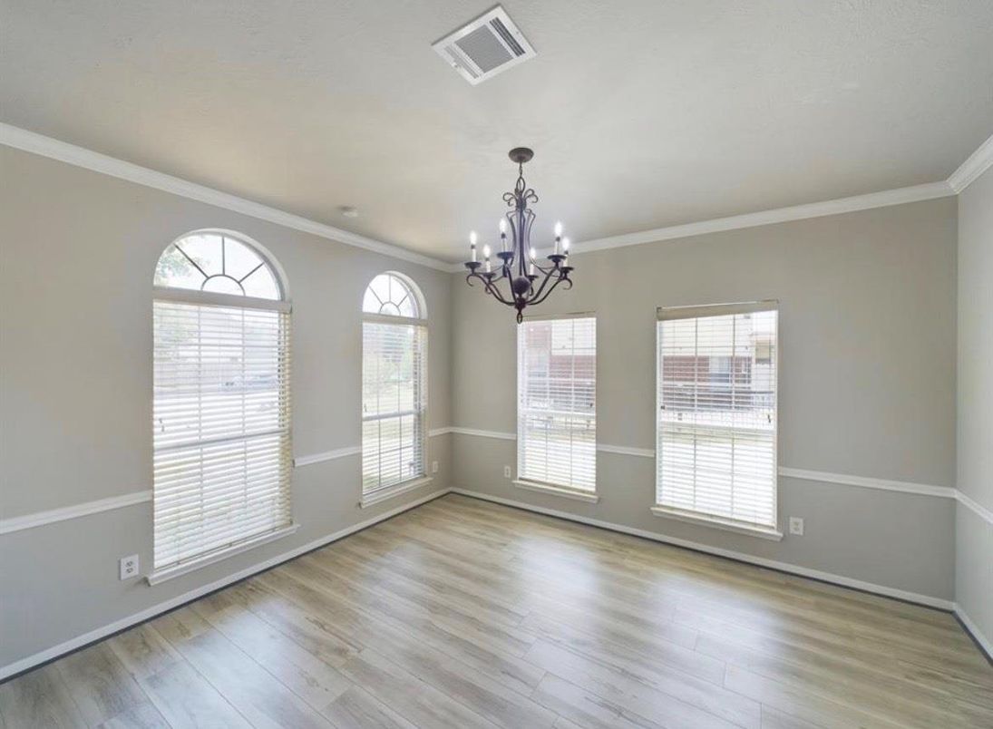 Chandelier, Empty room, Interior, Wood Texture Flooring