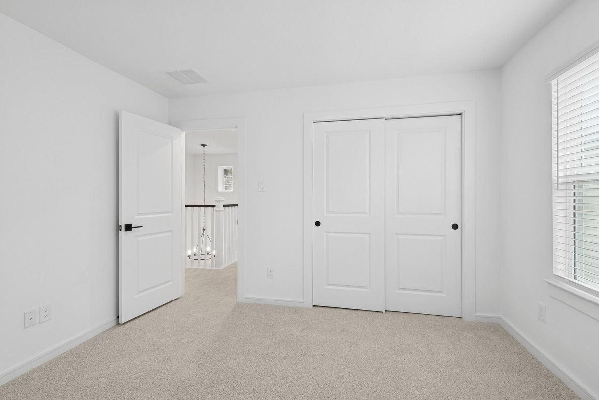 Empty room, Interior, Pendant Lights