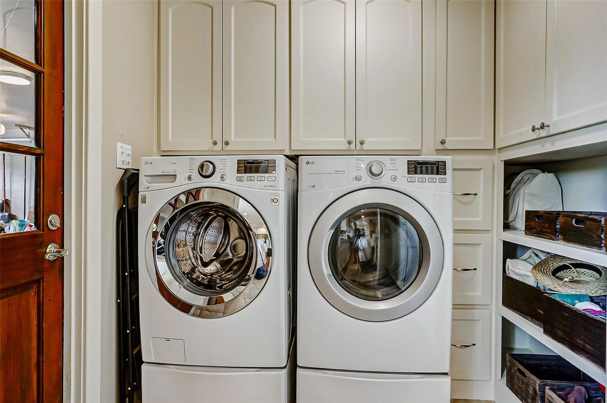 Interior, Utility Closets, Washer