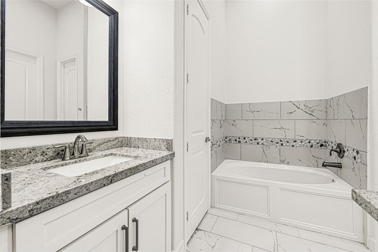Bathroom, Interior, Marble, Marble Walls