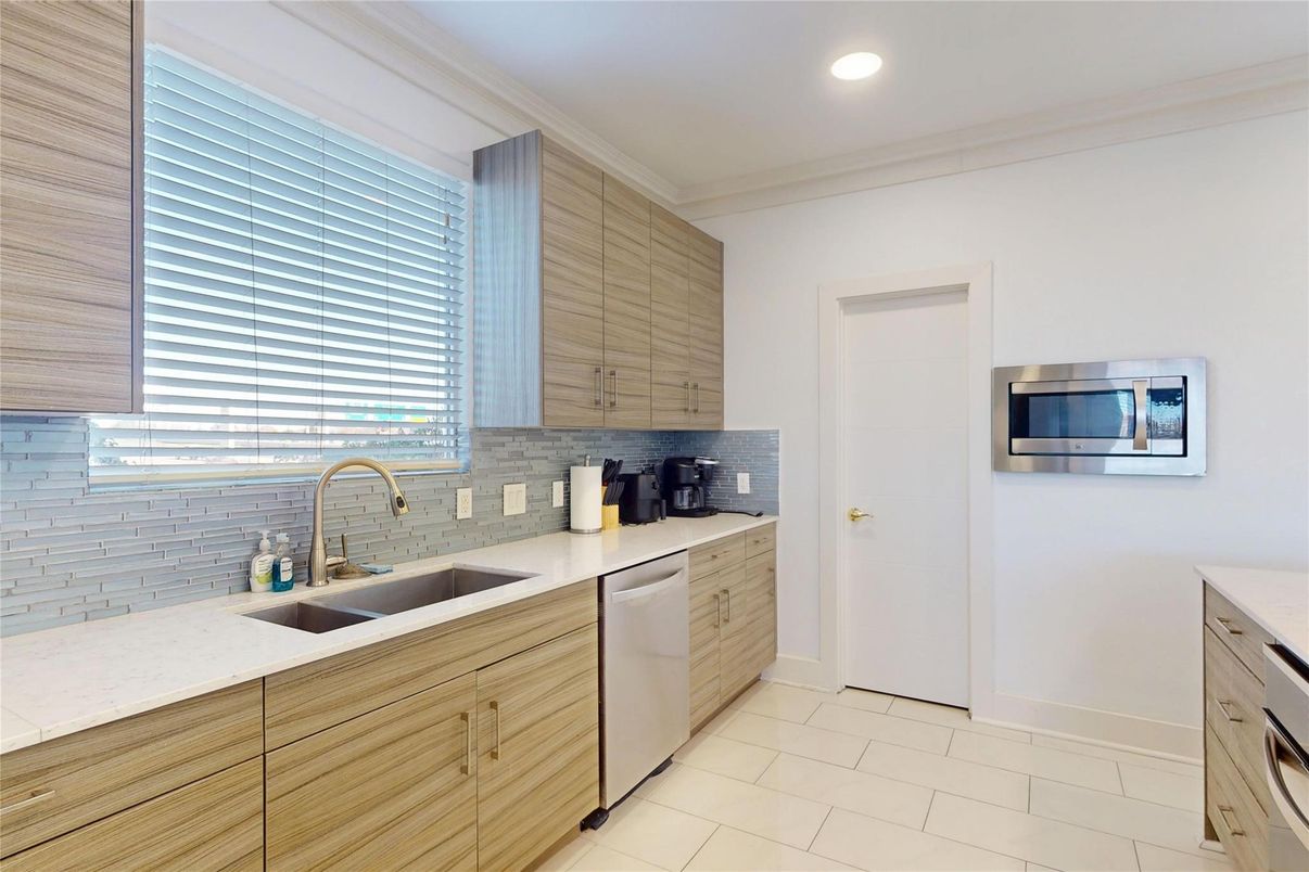 Interior, Kitchen, Recessed Lighting