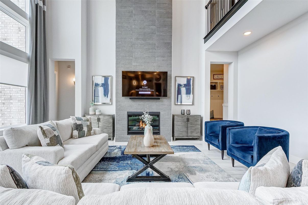 Fireplace, Interior, Living room, Recessed Lighting