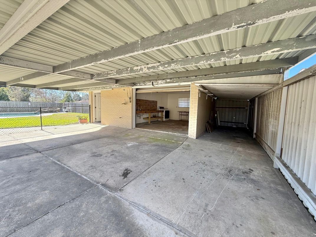 Exterior, Stone Walls