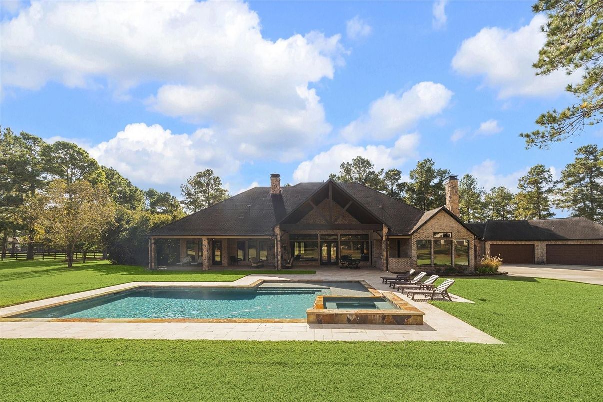 Backyard, Exterior, Pool