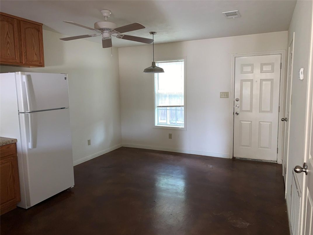 Empty room, Interior, Kitchen, Pendant Lights