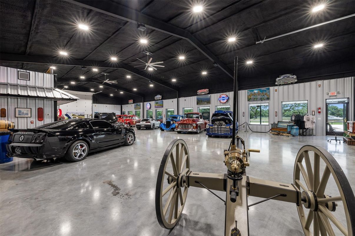 Garage, Interior, Recessed Lighting