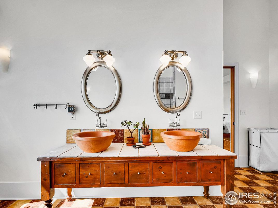 Bathroom, Dual Sink Vanities, Interior, Tile Countertops