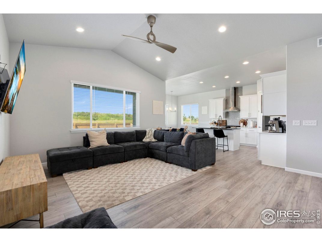 Interior, Kitchen, Living room, Pendant Lights, Recessed Lighting, Wood Texture Flooring