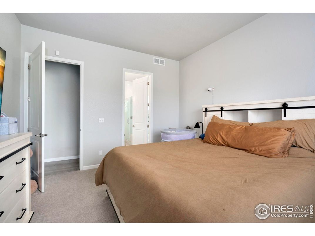 Bathroom, Bedroom, Interior