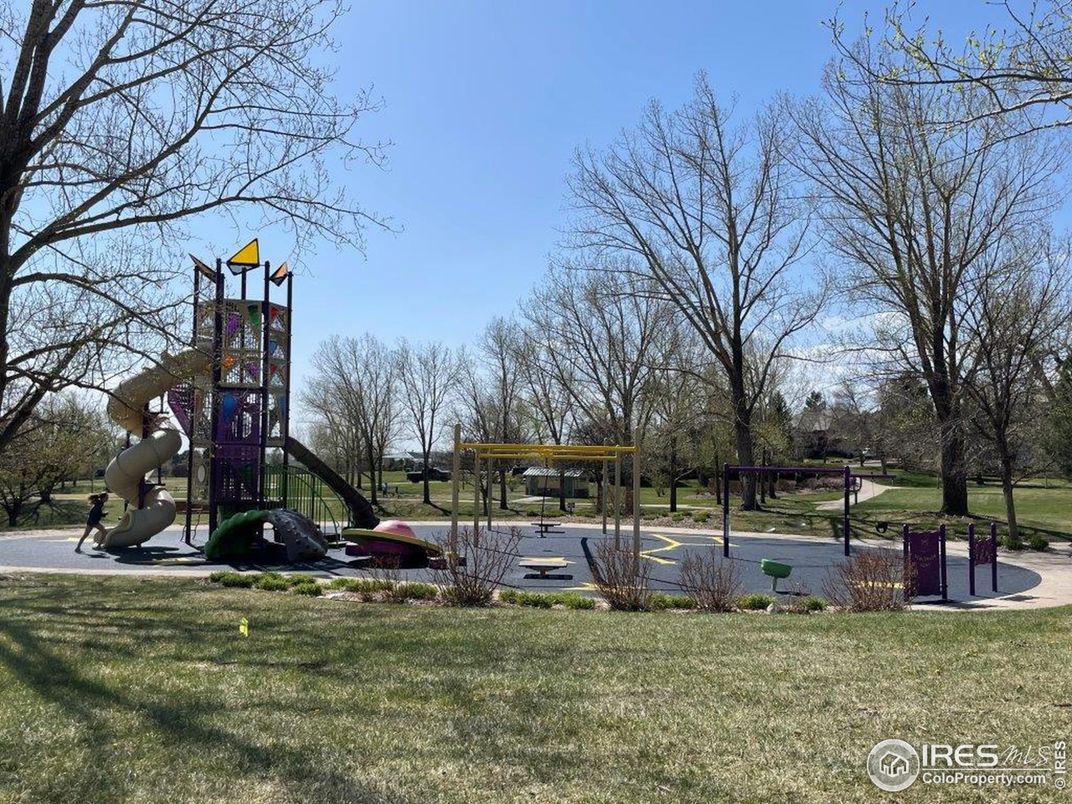 Backyard, Exterior, Playground