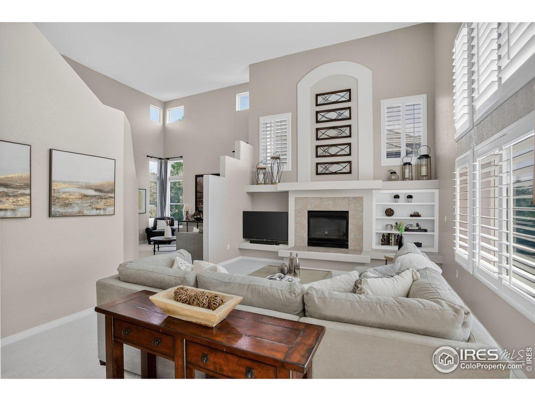 Fireplace, Interior, Living room
