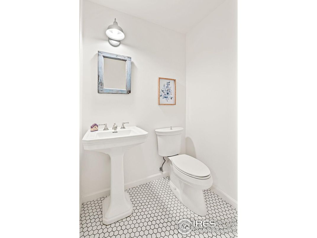 Bathroom, Interior