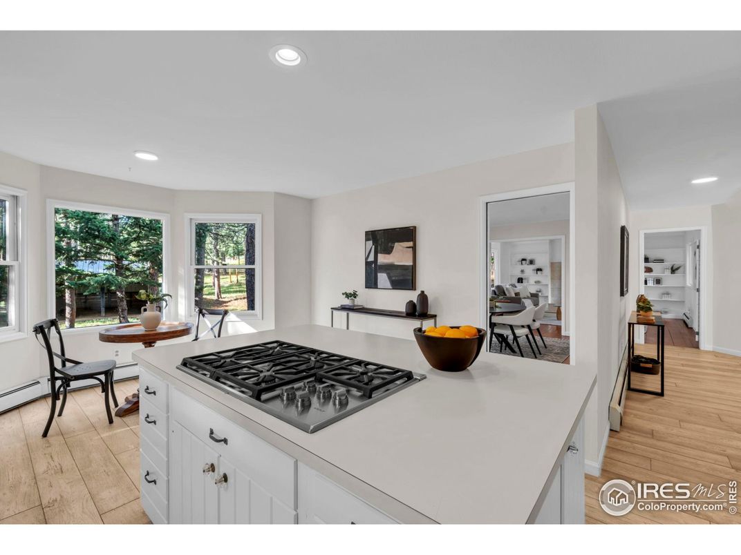 Dining room, Interior, Kitchen, Recessed Lighting, Wood Texture Flooring