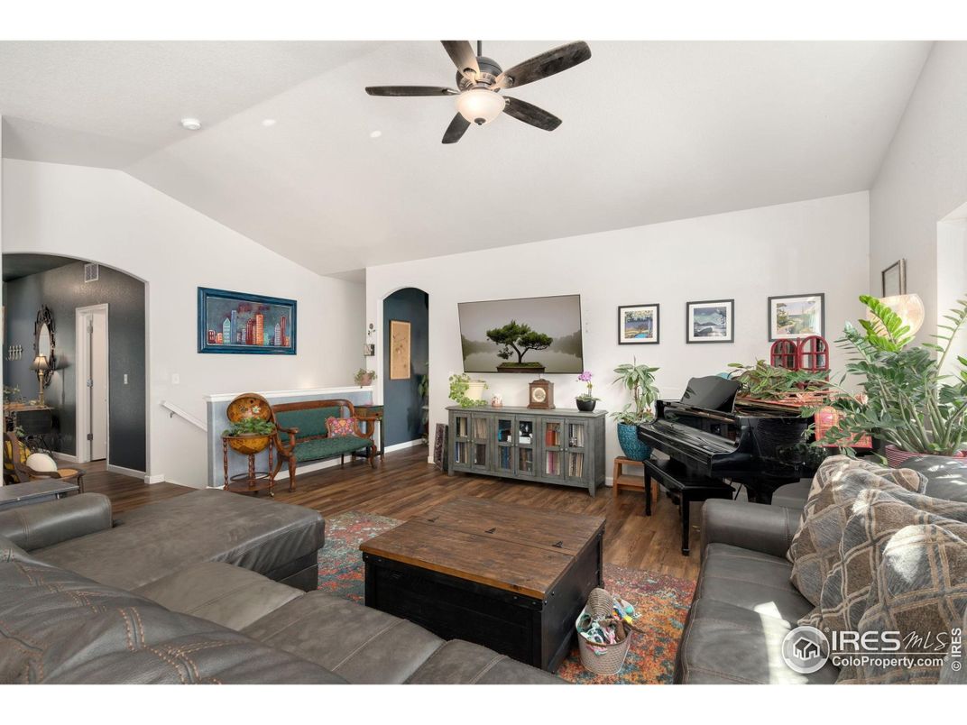 Interior, Living room, Piano, Recessed Lighting, Wood Texture Flooring