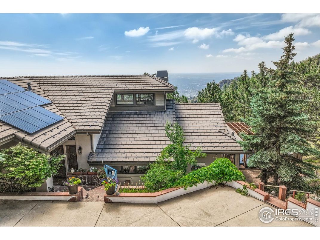 Exterior, Solar Panels