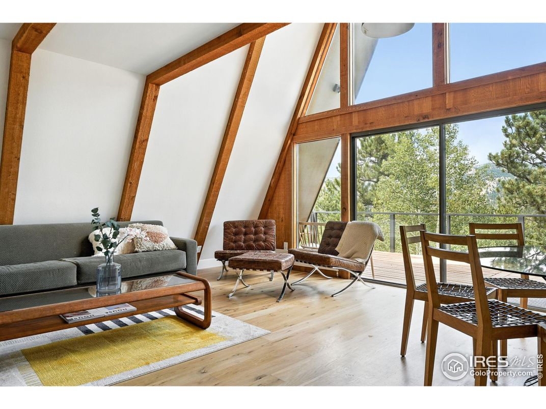 Interior, Sun Room, Wood Texture Flooring