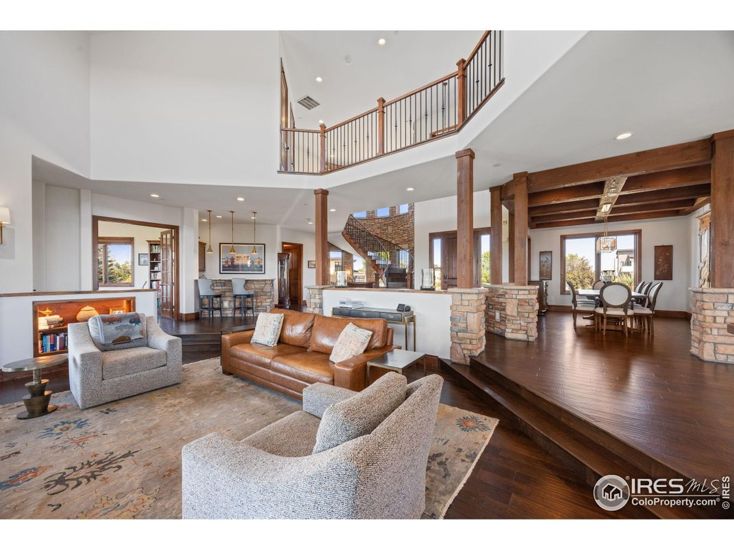 Dining room, Interior, Living room, Pendant Lights, Recessed Lighting, Wooden Beams, Wood Texture Flooring