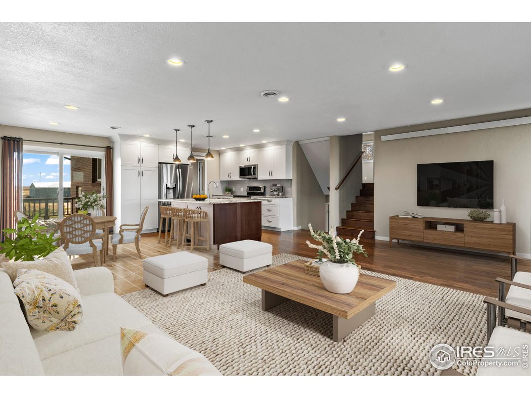 Dining room, Interior, Kitchen, Living room, Pendant Lights, Recessed Lighting, Stainless Steel Appliances, Wood Texture Flooring